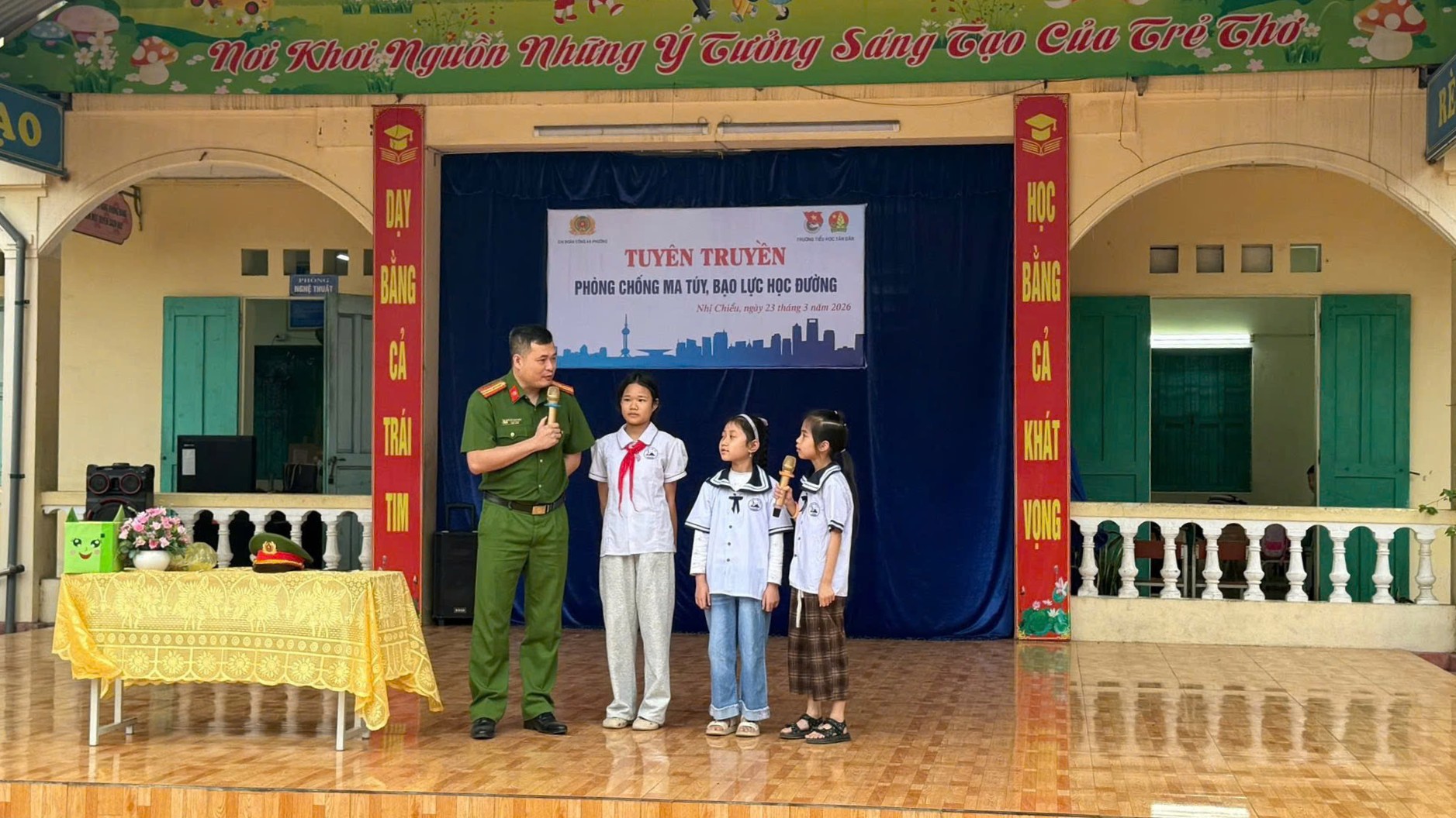 Công an phường Nhị Chiểu tuyên truyền phòng, chống ma túy, bạo lực học đường và Luật Trẻ em